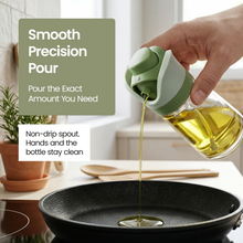 DWËLLZA KITCHEN Olive Oil Dispenser for Kitchen | 2-in-1 Pour and Spray | 7.7 oz / 230 ml | Glass Olive Oil Sprayer for Cooking, Airfryer, Salad & BBQ | Set of 2 Bottles, Green